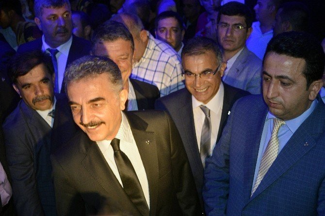 Sağ Sol Olaylarını Ve İhtilali Anlatan Kafes, Bursalılarla Buluştu