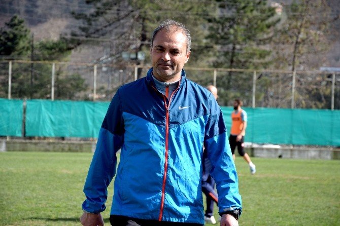 Erkan Sözeri: "Urfa Takımı Çok Ciddi Takviyeler Yaptı"