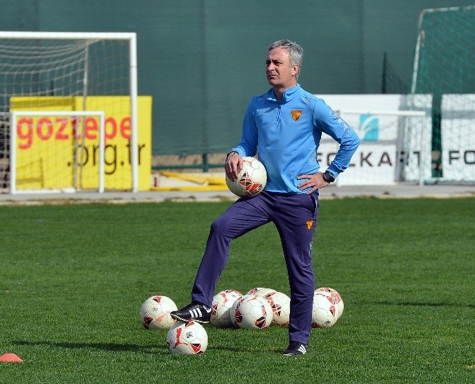 Özen: "Süper Lig İçin 10 Takımı Geçmemiz Gerek"