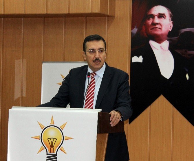 Bakan Tüfenkci: “Türkiye’de Ana Muhalefet Sorunu Var”
