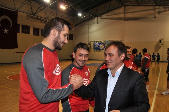 Gümüşhane Belediyesi Hentbol Takımı Yeni Sezona Hazır
