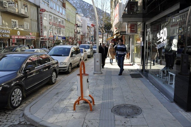 Gümüşhane Belediyesi Kaldırım İşgallerine Son Verdi