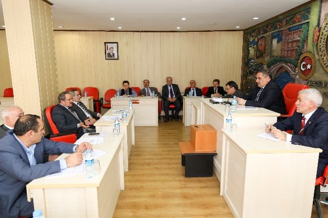 Erikbeli-tonya Ve Yukarı Kürtün-alucra Grup Yollarının Karayolları Yol Ağına Alınması