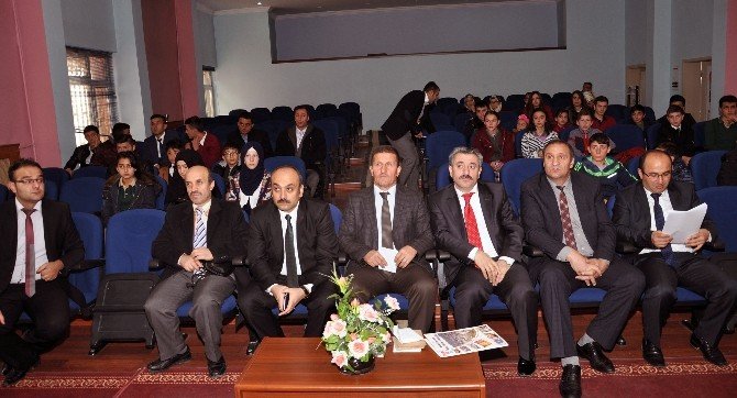Gümüşhane’de Öğrenciler İl Öğrenci Meclisi Başkanını Seçti