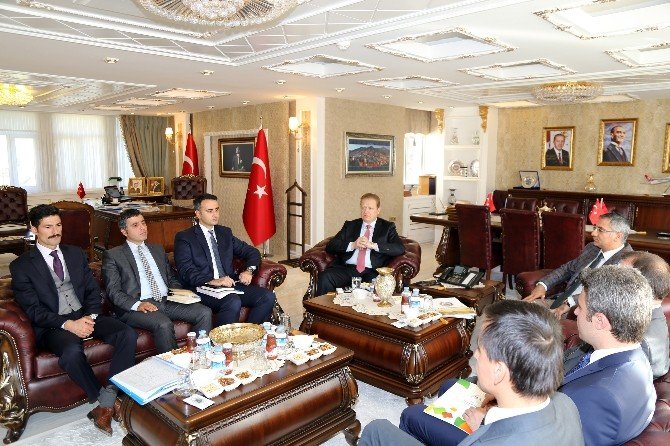 Gümüşhane Valisi Yücel Yavuz: