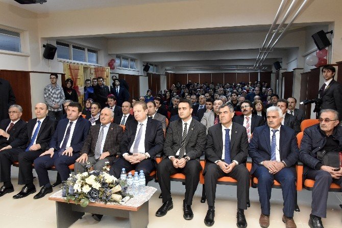 Gümüşhane’de 20 Bin 335 Öğrenci Karne Aldı