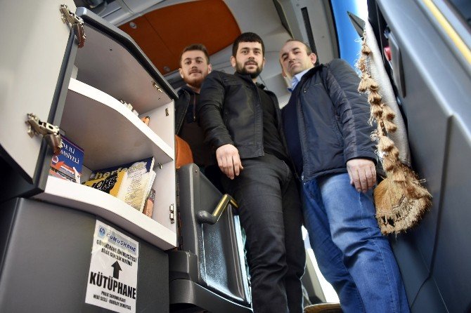Türkiye’nin İlk Kütüphaneli Yolcu Otobüsü Gümüşhane’den