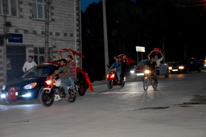 Kelkit’te Teröre Lanet, Şehitlere Rahmet Etkinliği Düzenlendi