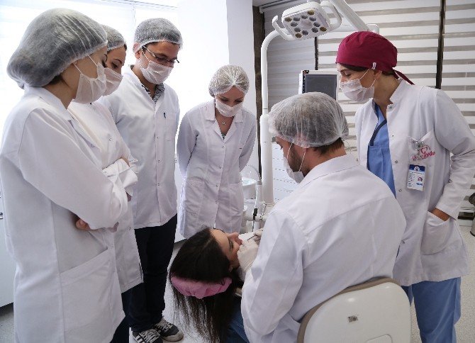 Çene Eklemleri Sorunlarının En Büyük Etkeni Stres