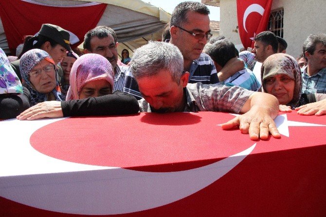 Şehit Piyade Er Muharrem Öksüz Son Yolculuğuna Uğurlandı