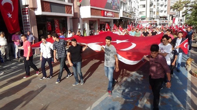 Bolu’da 200 Kişi Askere Gitmek İçin Başvuru Yaptı
