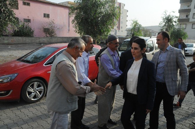 Hdp Eş Genel Başkanı Yüksekdağ, Cizre’de Esnaf Ziyaretinde Bulundu