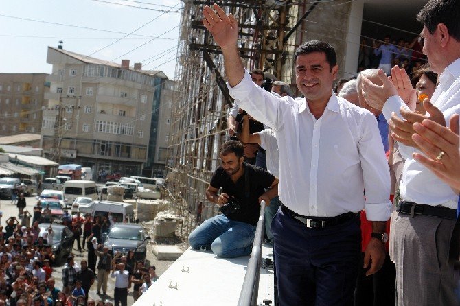 Demirtaş Yüksekova’da Konuştu