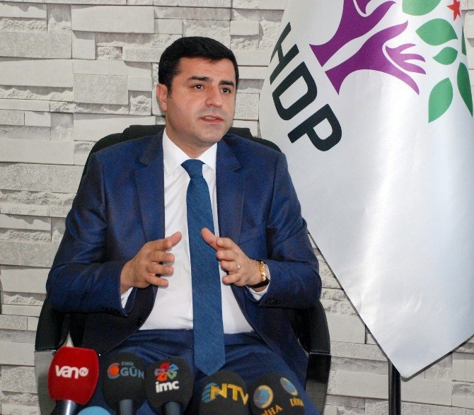 Demirtaş’tan ’Başkanlık Sitemi’ Açıklaması
