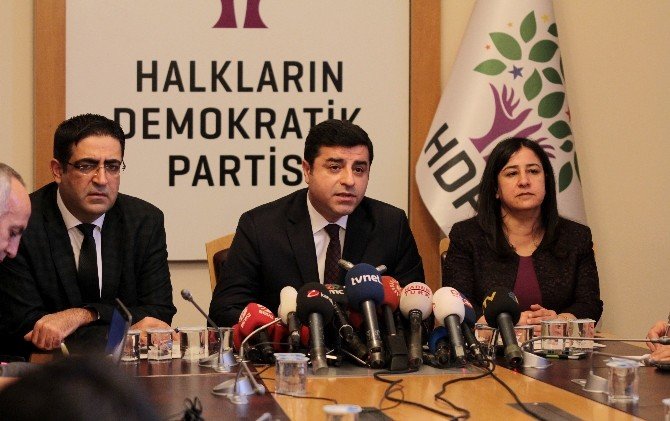 Hdp Eş Genel Başkanı Selahattin Demirtaş: