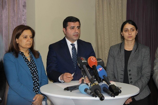 Hdp Eş Genel Başkanı Demirtaş’tan Gündeme İlişkin Açıklama