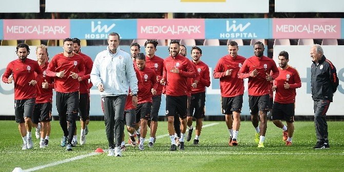 Mustafa Denizli, İlk Antrenmanına Çıktı