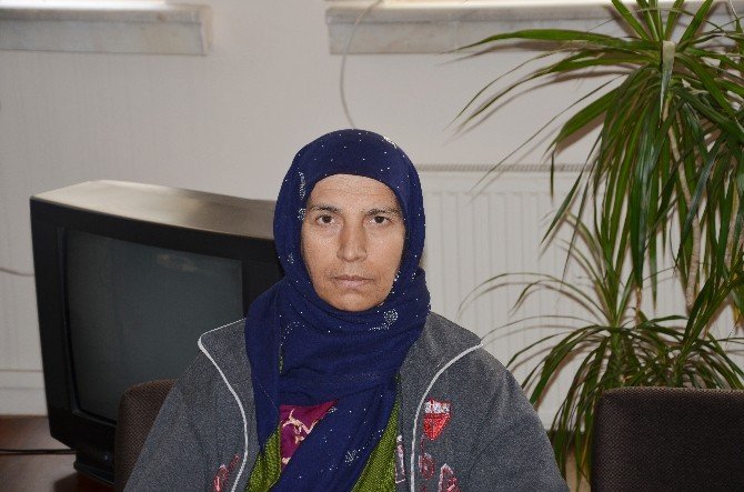 Meme Kanseri Olan Kadına Dokulardan Yeni Meme Yapıldı