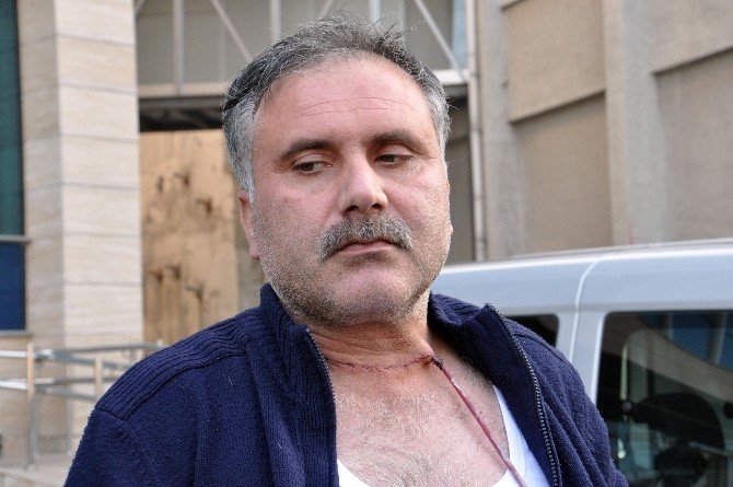 Doktor Ve Hemşireye Kızdı, Boynunda Drenle Soluğu Adliyede Aldı