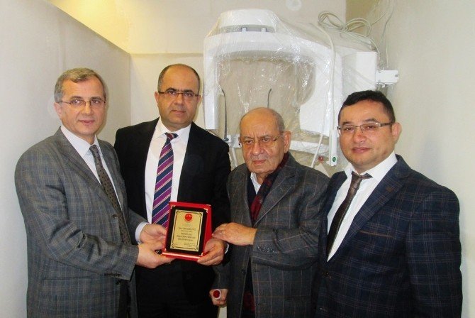 Akyazı Devlet Hastanesine Panaromik Röntgen Cihazı Hediye Edildi