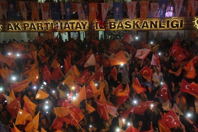 Ak Parti’nin İktidarı, Hatay’da Coşkuyla Kutlandı