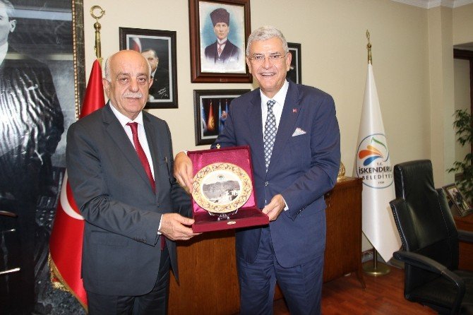 Eski Ab Bakanı Volkan Bozkır, İskenderun’da