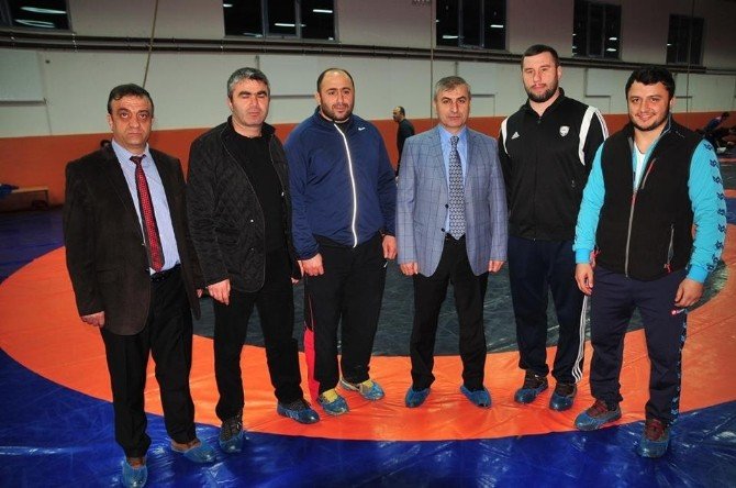 Avrupa Ve Dünya Güreş Şampiyonası’na Tokat’ta Hazırlanıyorlar
