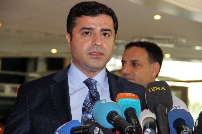 Demirtaş: “Pkk Açıklama Yaptı, ‘Masaya Oturmaya Hazırız”