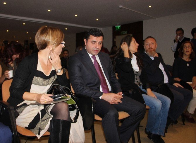 Demirtaş: “Senin Gibi Yaşayacağımıza Özgürlüğüne Düşkün Bir Kadın Gibi Saniyede Canımızı Veririz”