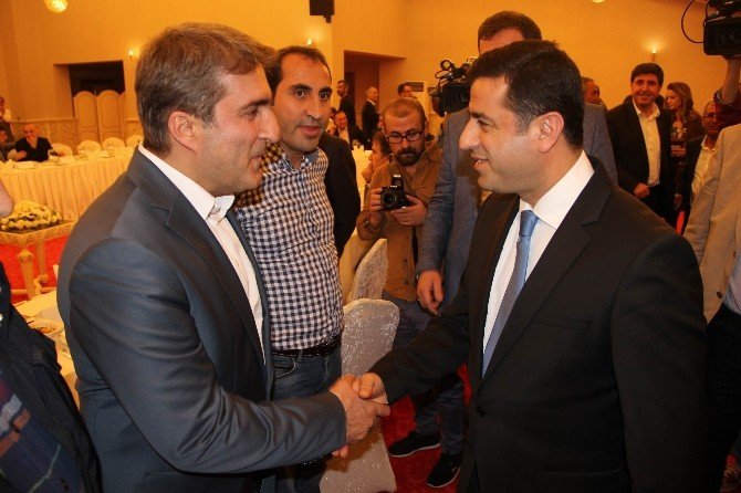 Hdp Eş Genel Başkanı Demirtaş Diyarbakır’da