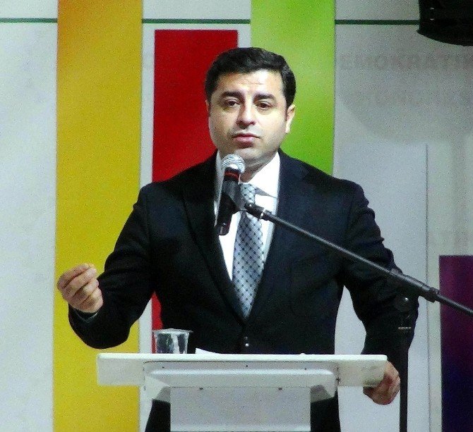 Demirtaş, Dtk Kongresinde Konuştu
