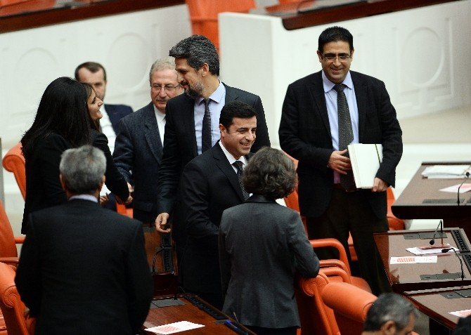 Demirtaş Yemin Etti