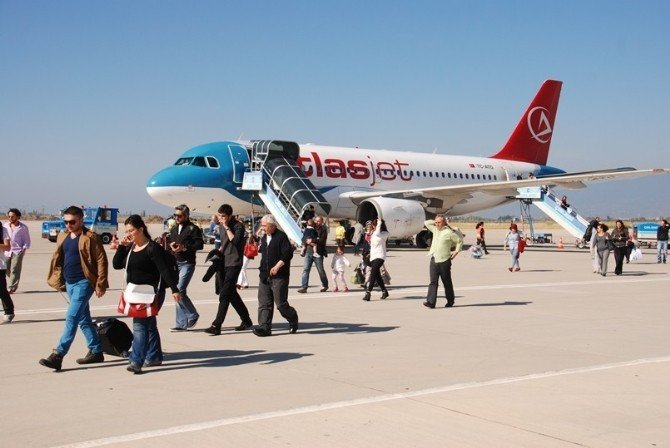 162 Bin Yolcu Edremit’i Tercih Etti