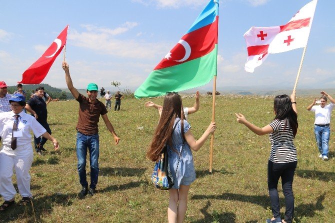 Üç Ülke Tek Bayramda Buluştu