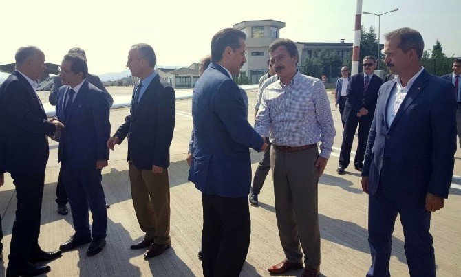 Ankara Burkay İçin Geldi