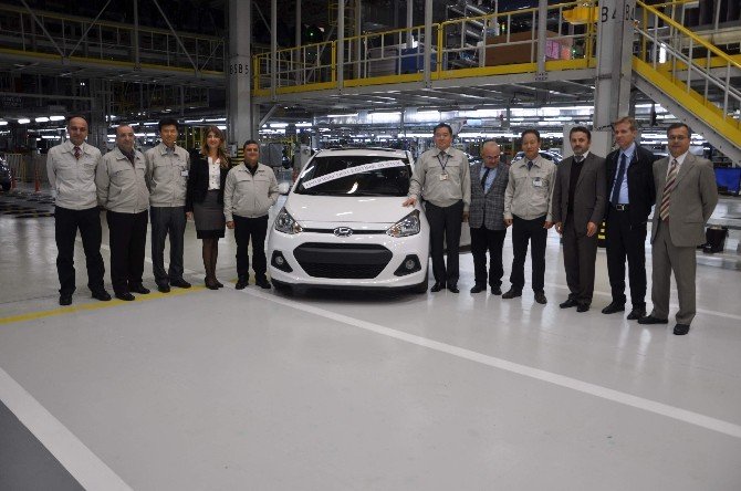 Hyundai’den Adnan Menderes Üniversitesine Hibe Araç Desteği