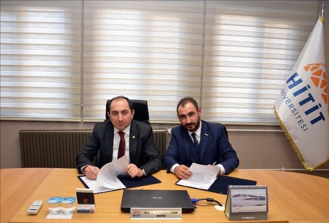 Hitit Üniversitesi Ve Genç Müsiad Arasında Protokol