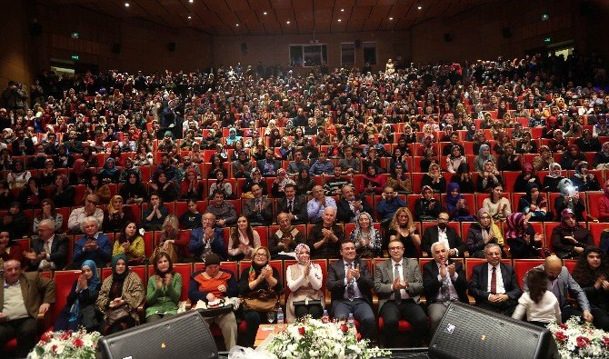 Serdar Tuncer, Mevlana’yı Anlattı