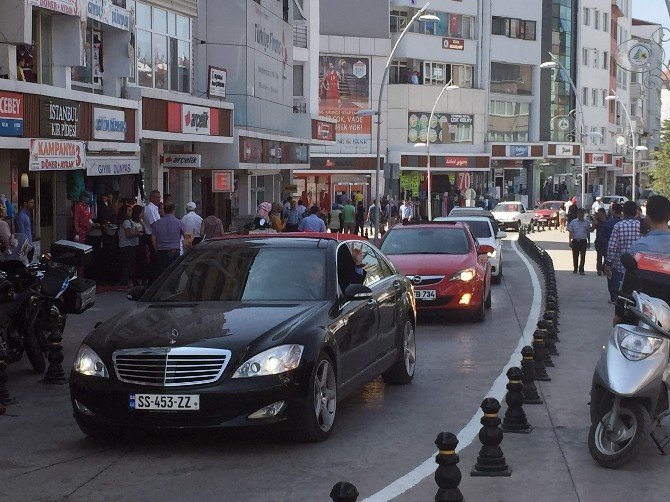 Bolu Halkı Şehidi İçin Dörtdivan’a Akın Etti