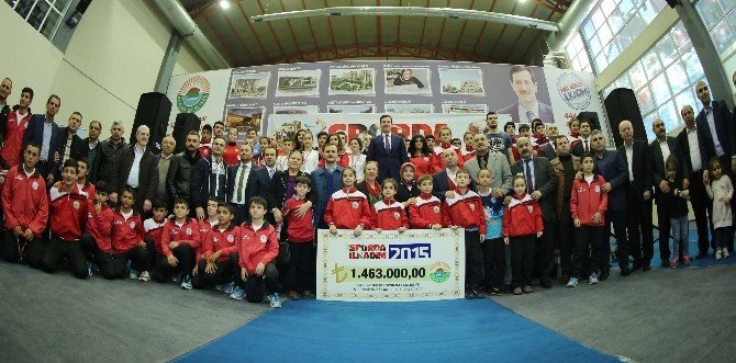 İlkadım’da Muhteşem Tören