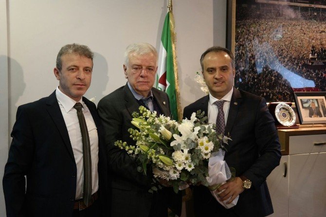 İnegöl Heyetinden Bursaspor’a Ziyaret