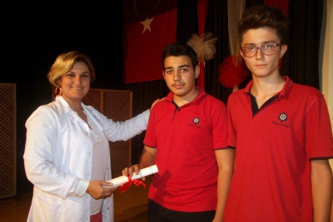 İhlas Öğrencilerinin İngilizcesi Fce İle Tescillendi