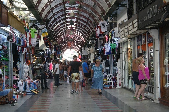 Denizden Zengin İngiliz Turist Yağdı
