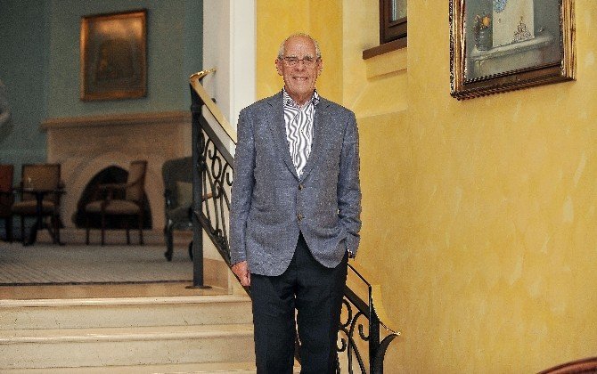 Peter Coates: "Futbolda İstikrardan Yanayım"