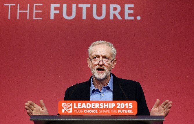 İngiliz İşçi Partisi Liderliğine Jeremy Corbyn Seçildi