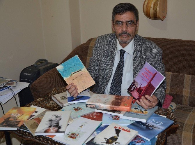 4 Dilde 127 Kitabı Yayınlanan Mülteci Şair