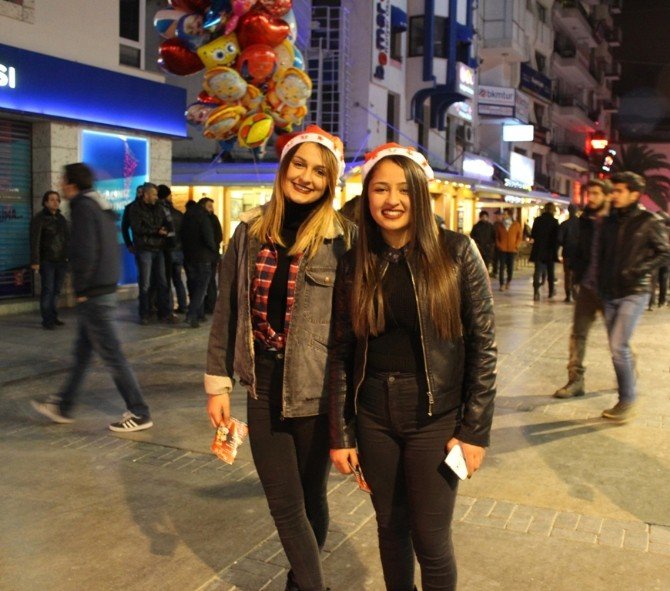 İzmir, Yeni Yıla Kar Soğuğu İle Giriyor
