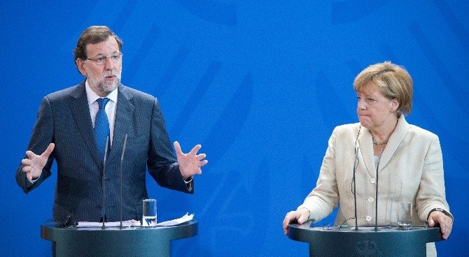 Merkel: “Suriyelilerin Mülteci Statüsü Alma Şansı Yüksek”