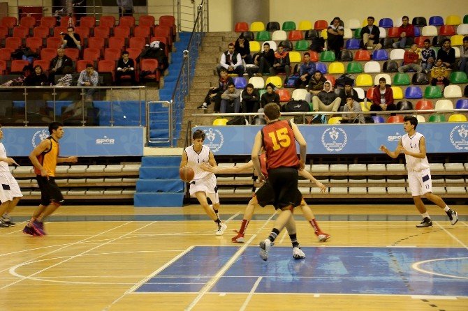 İhlas Koleji’nde Play-off Heyecanı Sürüyor