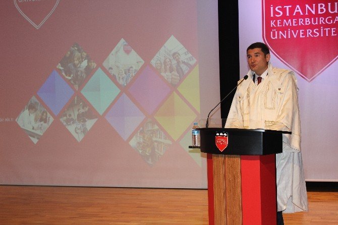 Kemerburgaz Üniversitesi Yeni Akademik Yıla Coşkulu Bir Açılış Töreniyle Başladı